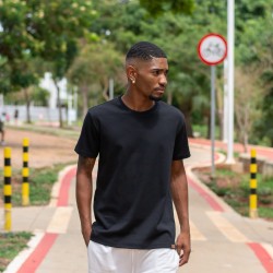 Camiseta Premium Preta