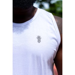 Camiseta Cavada BlackTito Branca – Estilo, Conforto e Liberdade