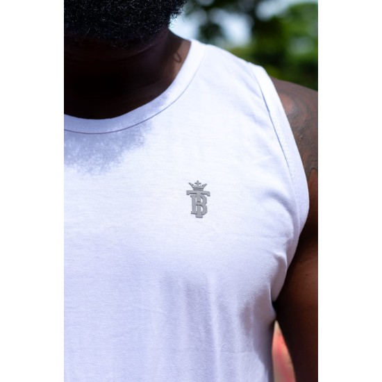 Camiseta Cavada BlackTito Branca – Estilo, Conforto e Liberdade