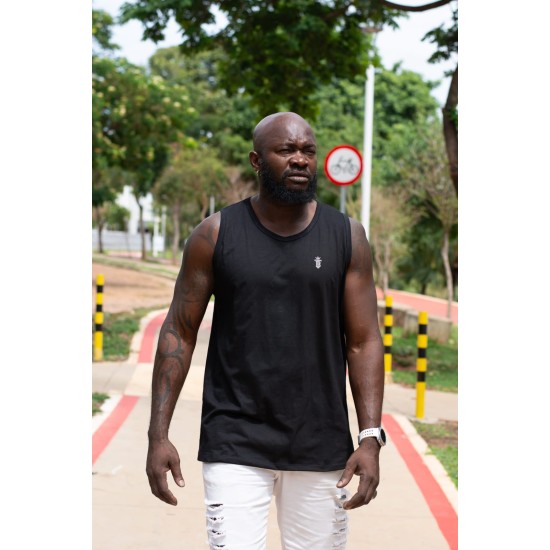 Camiseta Cavada BlackTito Preta – Estilo, Conforto e Liberdade