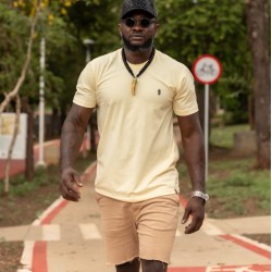 Camiseta Conforto BlackTito – Amarela
